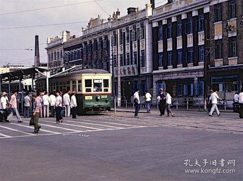 大连头条老照片图片大全,老照片里的城市变迁记忆